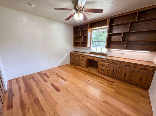 100 Dubb Lane, Red Oak, TX 75154