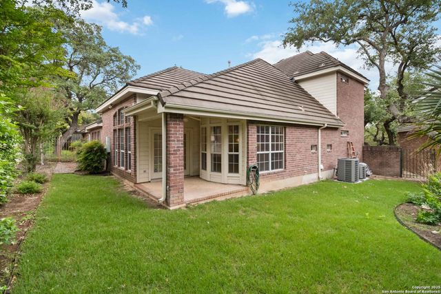 37 Villa Verde, San Antonio, TX 78230