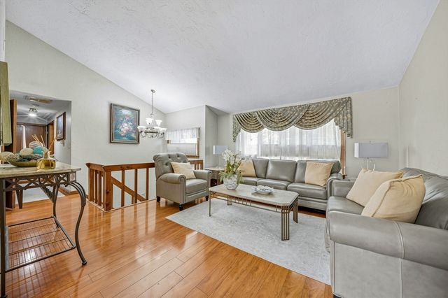 20 Church St, Easton, MA 02375