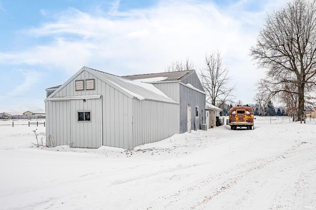 12924 Edgerton Road, New Haven, IN 46774