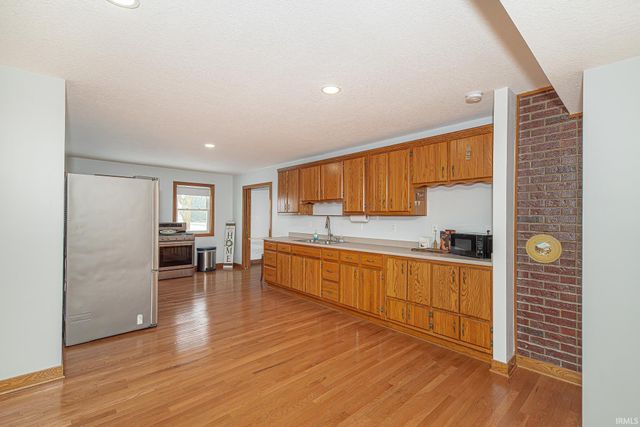 12924 Edgerton Road, New Haven, IN 46774