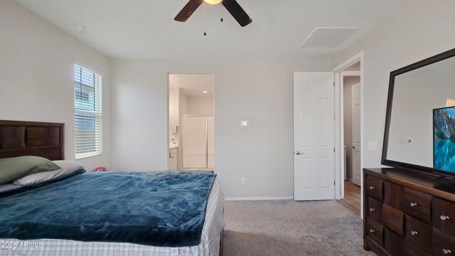 18572 W COTTONTAIL Lane, Surprise, AZ 85387