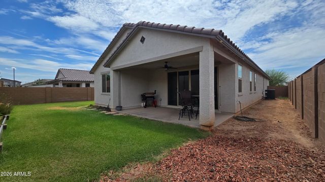 18572 W COTTONTAIL Lane, Surprise, AZ 85387