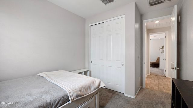 18572 W COTTONTAIL Lane, Surprise, AZ 85387