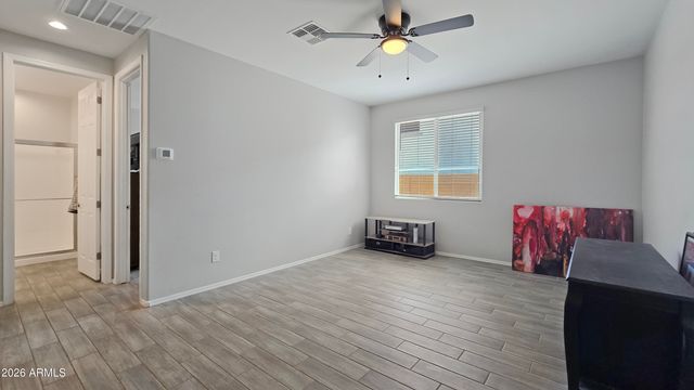 18572 W COTTONTAIL Lane, Surprise, AZ 85387