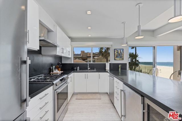 1 Driftwood Street 5, Marina Del Rey, CA 90292