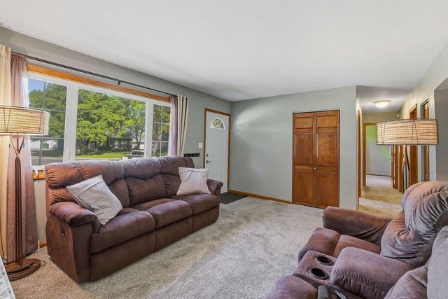 56 PIONEER COURT, Fond Du Lac, WI 54935