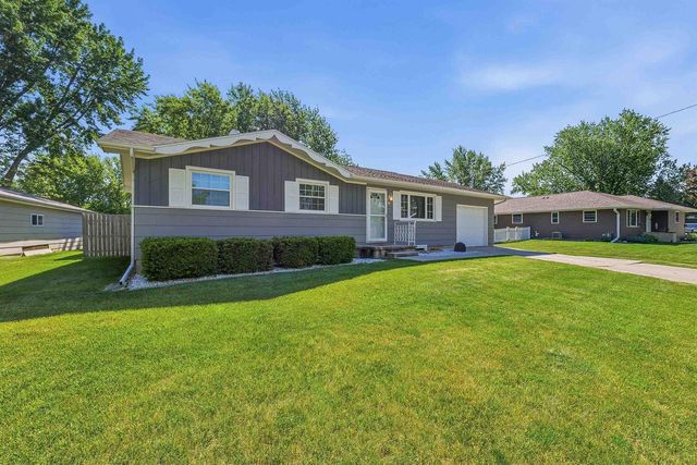 56 PIONEER COURT, Fond Du Lac, WI 54935