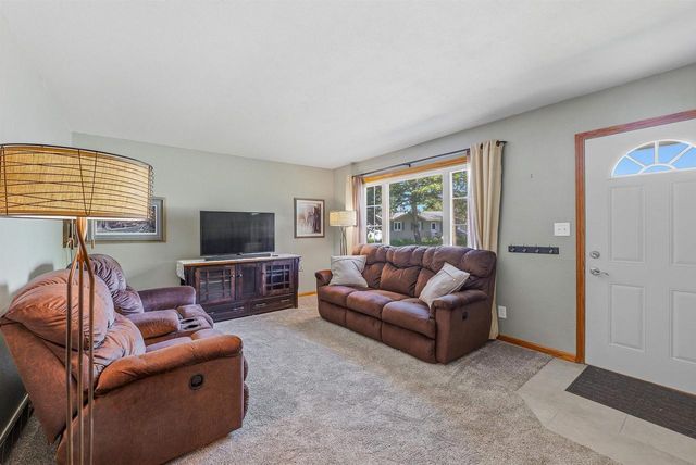 56 PIONEER COURT, Fond Du Lac, WI 54935
