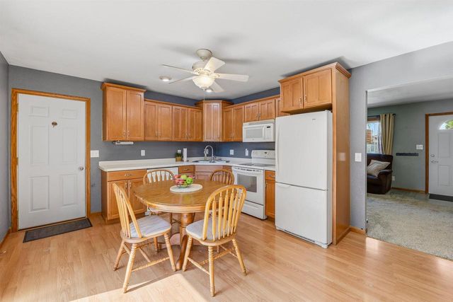 56 PIONEER COURT, Fond Du Lac, WI 54935