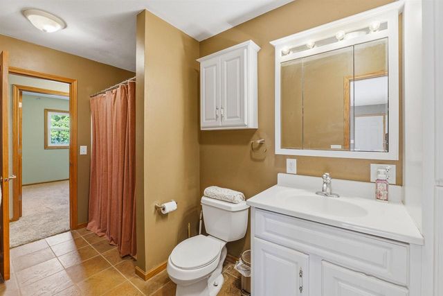 56 PIONEER COURT, Fond Du Lac, WI 54935