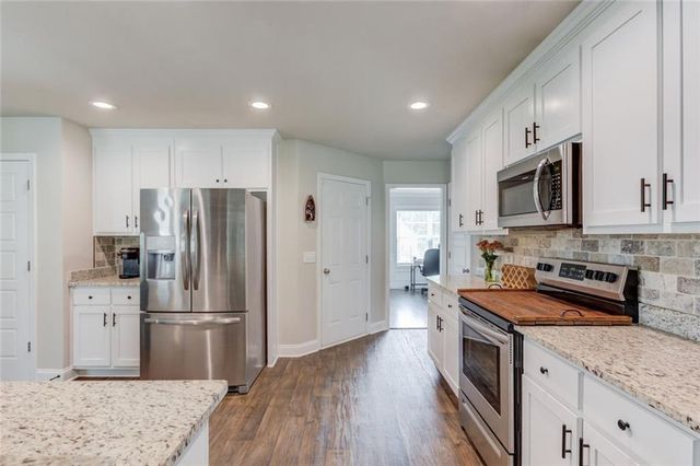 242 Lokeys Circle, Bethlehem, GA 30620