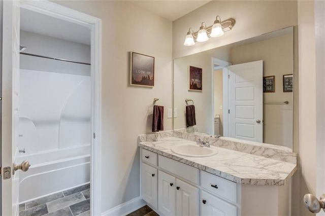 242 Lokeys Circle, Bethlehem, GA 30620