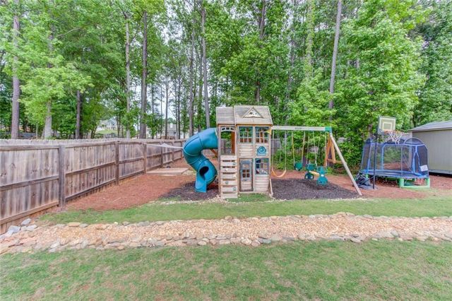 242 Lokeys Circle, Bethlehem, GA 30620