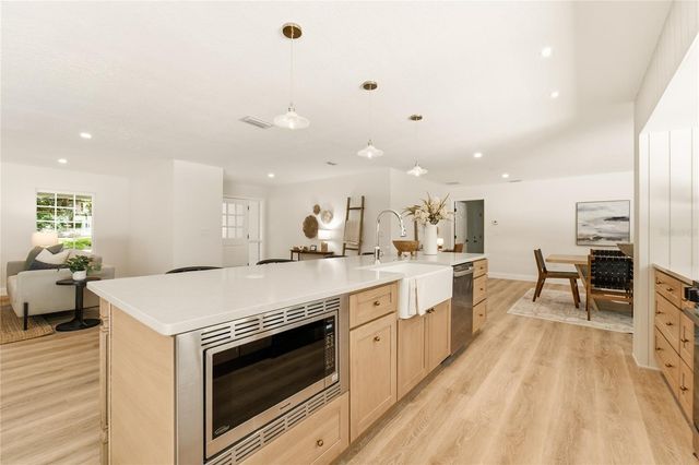 114 WAYLAND CIRCLE, Longwood, FL 32779