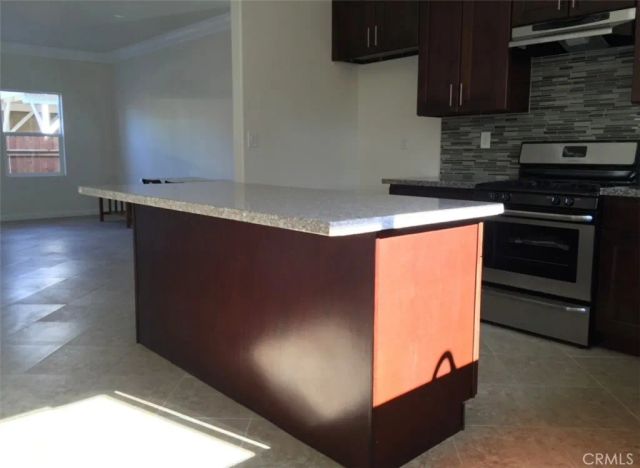 10913-10915 Tamarack, Pacoima, CA 91331