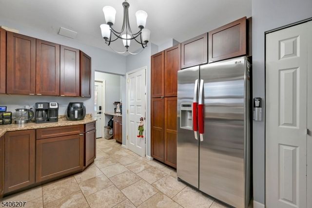 67 Spring Valley Ave, Hackensack City, NJ 07601