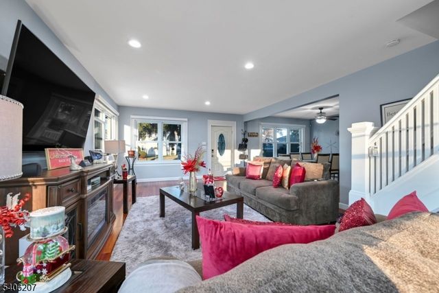 67 Spring Valley Ave, Hackensack City, NJ 07601