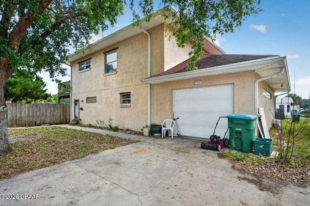 124 Randle Avenue, Oak Hill, FL 32759