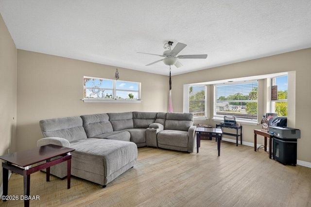 124 Randle Avenue, Oak Hill, FL 32759
