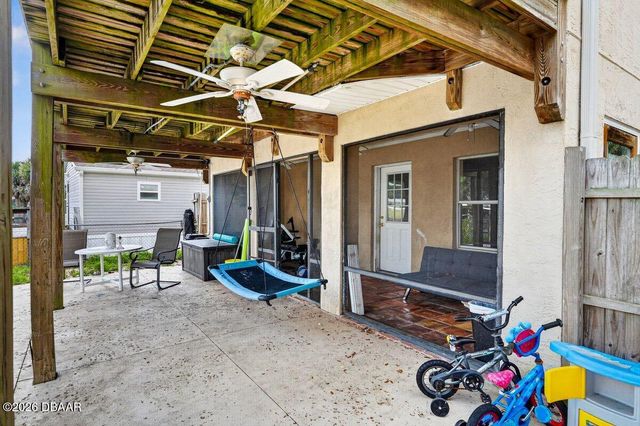 124 Randle Avenue, Oak Hill, FL 32759