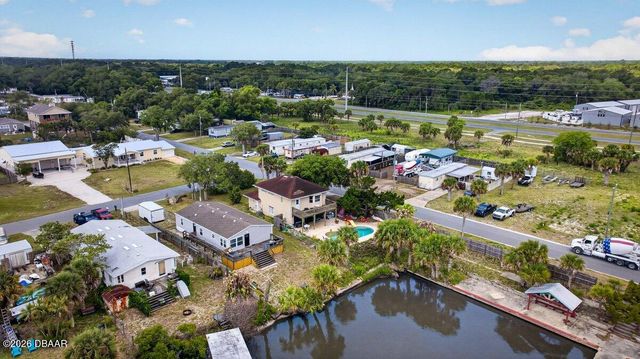 124 Randle Avenue, Oak Hill, FL 32759