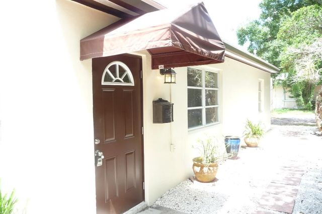 2136 18th Avenue, Vero Beach, FL 32960