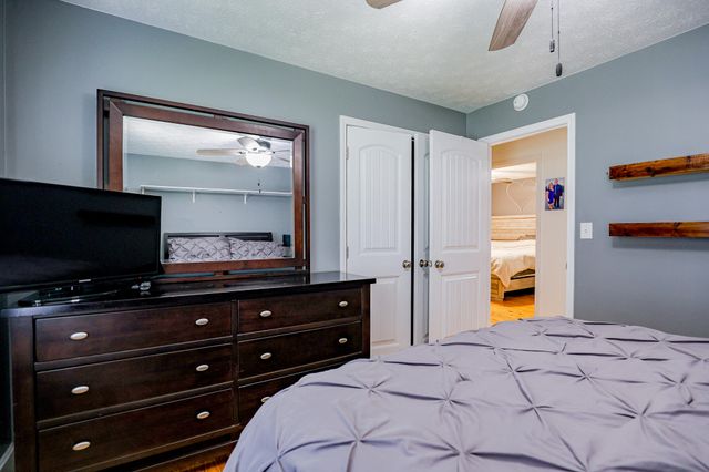 332 Anita Drive, Paducah, KY 42003