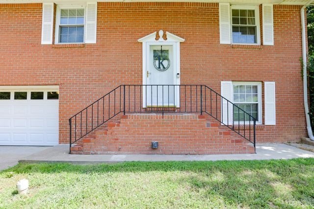 332 Anita Drive, Paducah, KY 42003