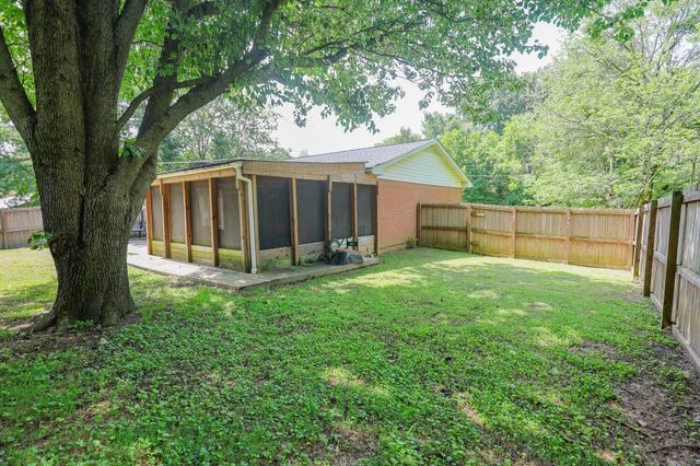 332 Anita Drive, Paducah, KY 42003