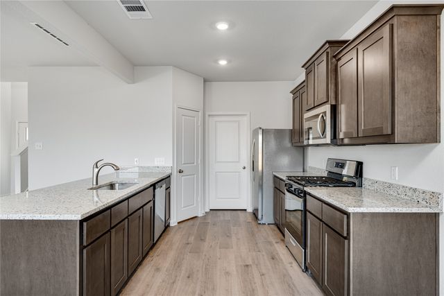 932 Cawthorne Trail, Fort Worth, TX 76108