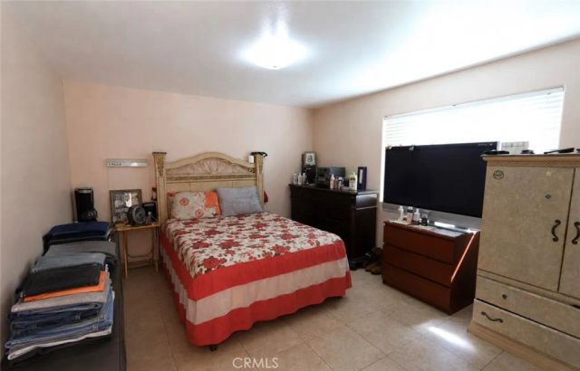 1340 N Neptune, Wilmington, CA 90744