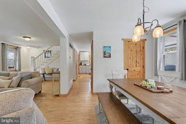 1117 STATE RD, Duncannon, PA 17020