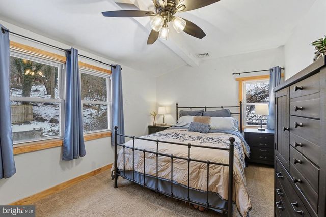 1117 STATE RD, Duncannon, PA 17020