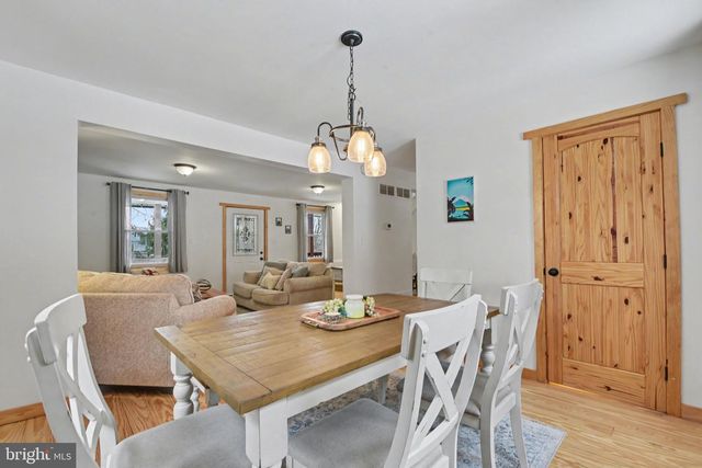 1117 STATE RD, Duncannon, PA 17020