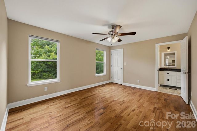 1515 Berkley Street SW, Lenoir, NC 28645