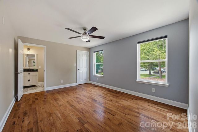 1515 Berkley Street SW, Lenoir, NC 28645