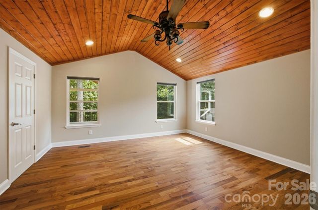 1515 Berkley Street SW, Lenoir, NC 28645