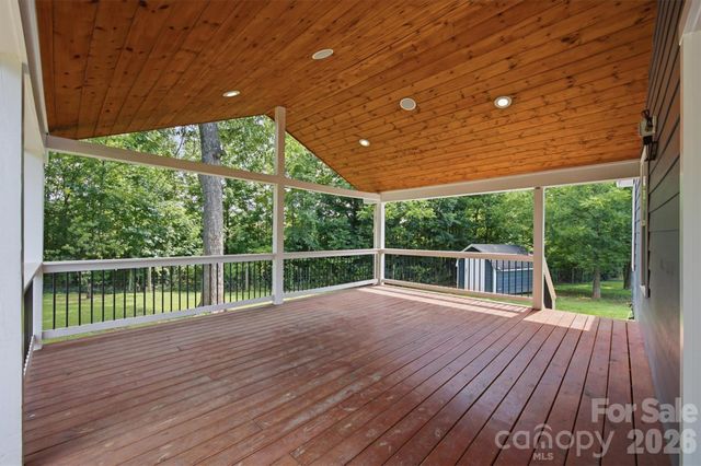 1515 Berkley Street SW, Lenoir, NC 28645