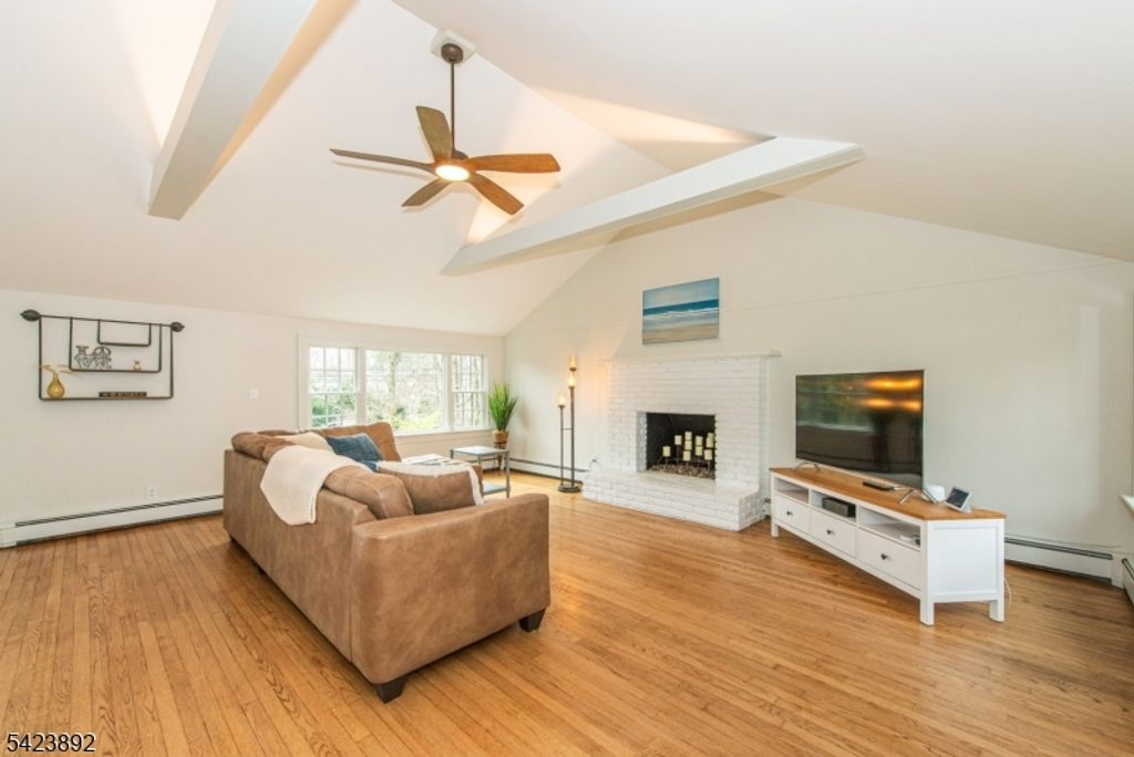 289 Boulevard, Mountain Lakes Boro, NJ 07046 — photo 3