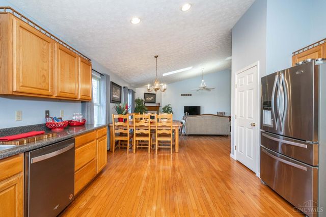 512 Fenwick Drive, Fairfield, OH 45014