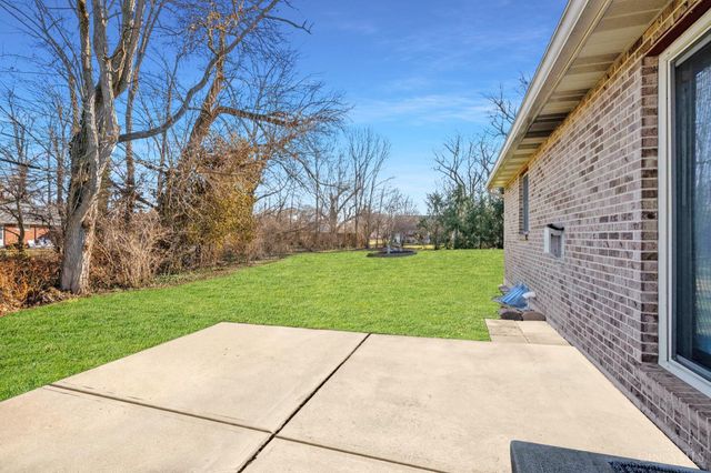 512 Fenwick Drive, Fairfield, OH 45014