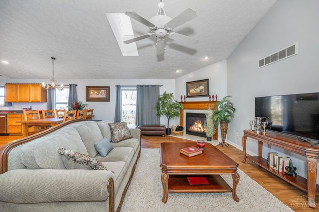 512 Fenwick Drive, Fairfield, OH 45014