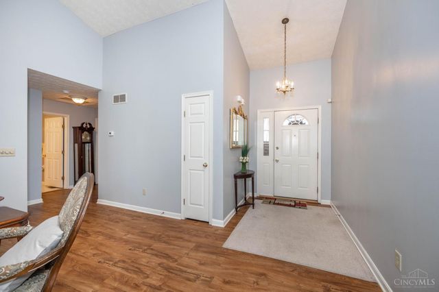 512 Fenwick Drive, Fairfield, OH 45014