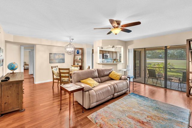 17372 Boca Club Boulevard 405, Boca Raton, FL 33487