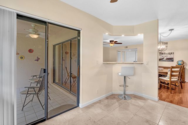 17372 Boca Club Boulevard 405, Boca Raton, FL 33487