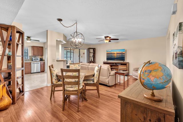 17372 Boca Club Boulevard 405, Boca Raton, FL 33487