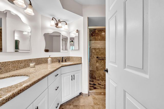 17372 Boca Club Boulevard 405, Boca Raton, FL 33487