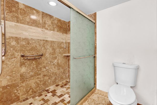 17372 Boca Club Boulevard 405, Boca Raton, FL 33487