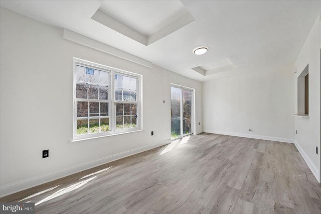 8410 LYONS PL, Philadelphia, PA 19153